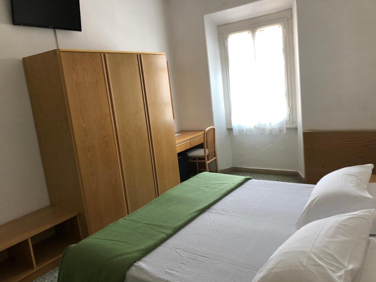 Hotel Valdinievole Lido di Camaiore Esterno foto