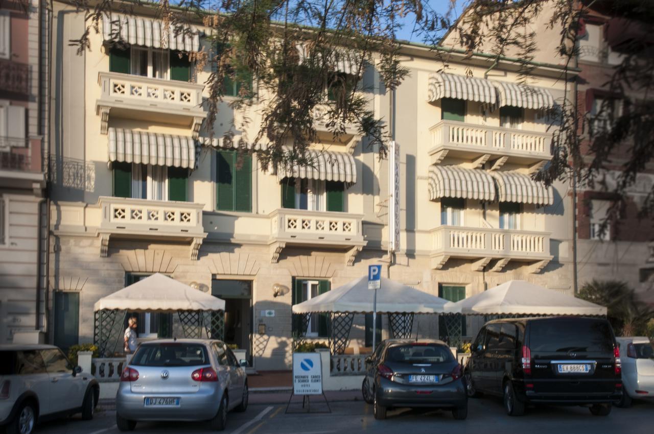 Hotel Valdinievole Lido di Camaiore Esterno foto