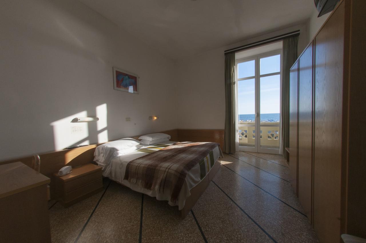 Hotel Valdinievole Lido di Camaiore Esterno foto