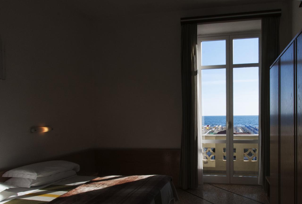 Hotel Valdinievole Lido di Camaiore Esterno foto