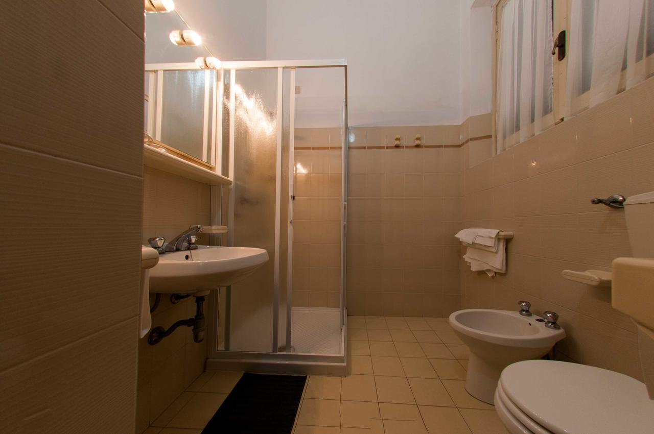 Hotel Valdinievole Lido di Camaiore Esterno foto