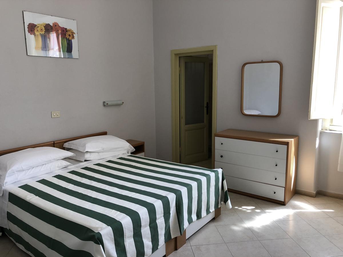 Hotel Valdinievole Lido di Camaiore Esterno foto